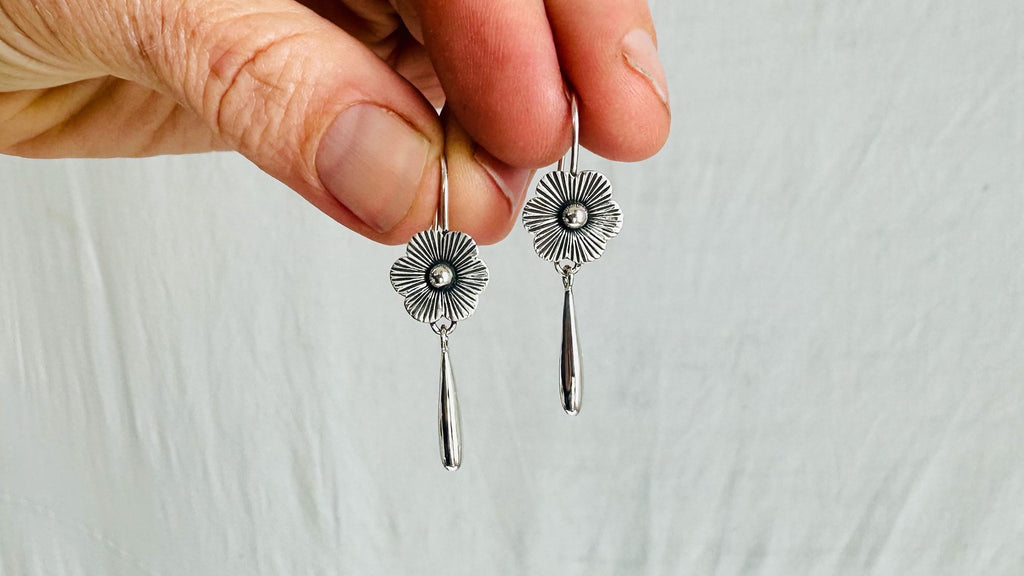 Mazahua Flower Earrings. Sterling Silver. Mexico. Frida Kahlo 2092