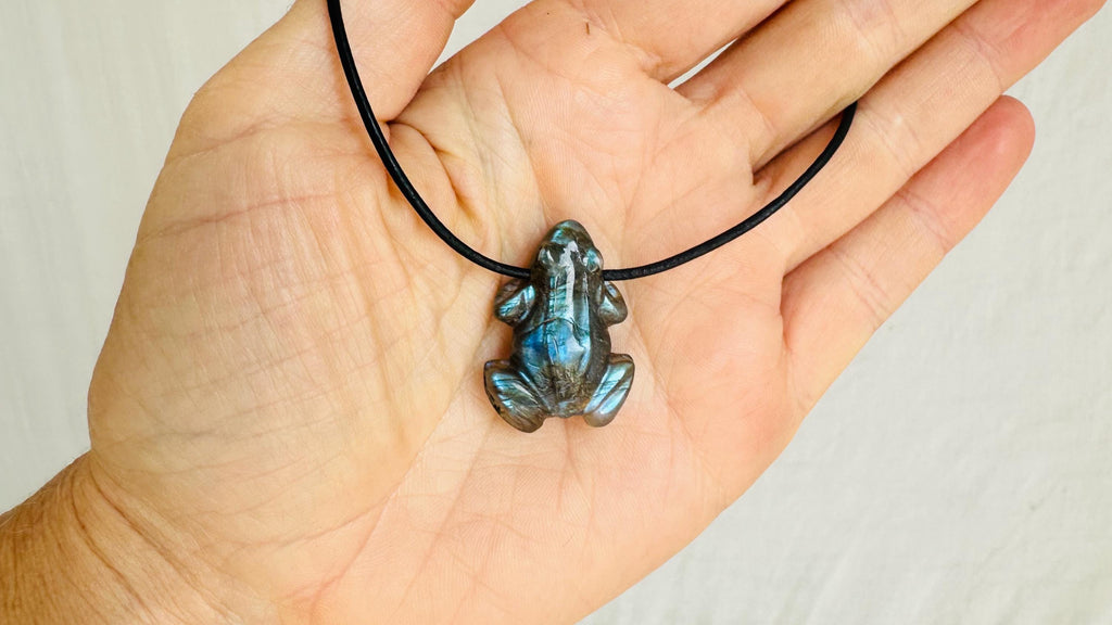 Labradorite Frog Pendant Necklace. Handcrafted Stone and Sterling Silver Jewelry. 2614