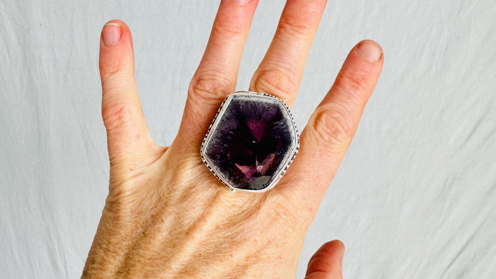 Amethyst Slice Cocktail Ring. Oversized Sterling Silver Designer Ring. Botanicals. Gorgeous! Size 8.5. 4127