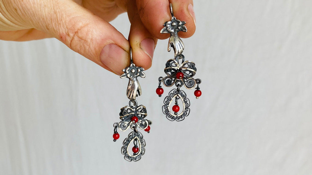 Oaxacan Filigree & Coral Earrings. Sterling Silver. Mexico. Frida Kahlo